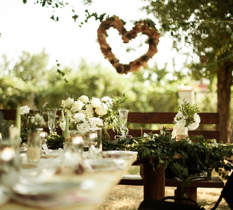 Natural wedding decor