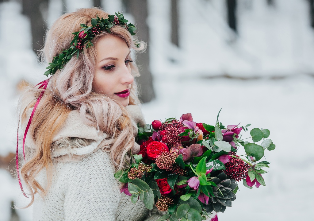 Winter wedding clothes